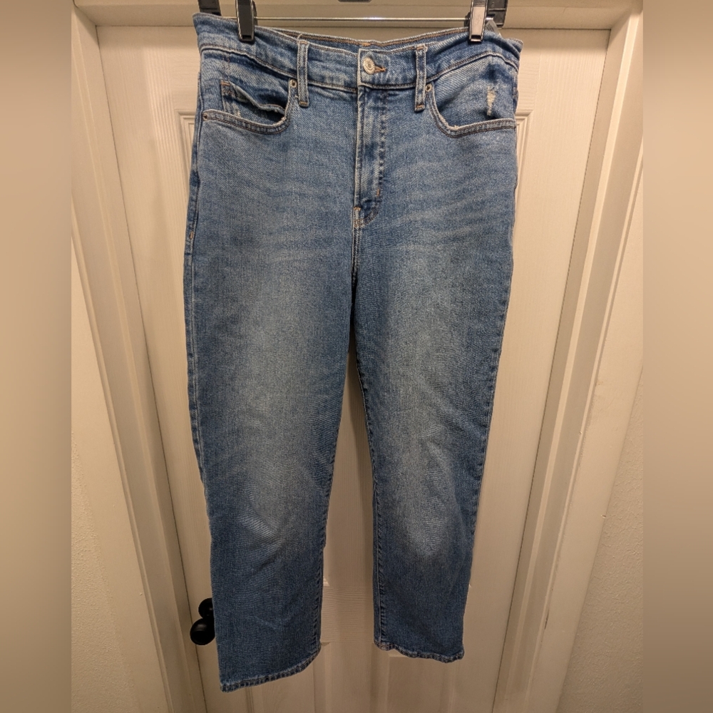 Old Navy Sky-Hi Straight Extra High-Rise Jeans Light Wash Size 10